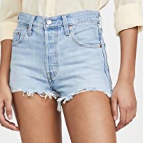 LEVIS 501 original short!💙 - Picture 3 of 7